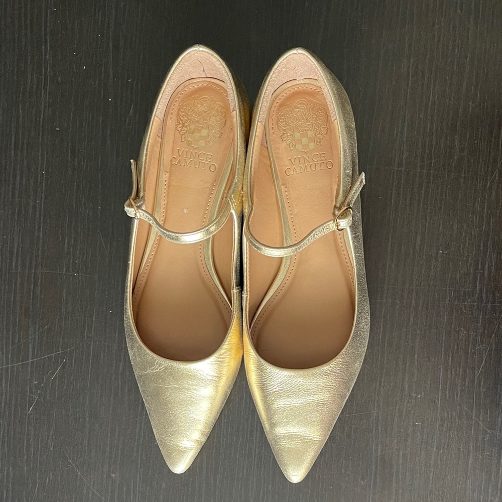Vince Camuto
Eloise Mary Jane Flat